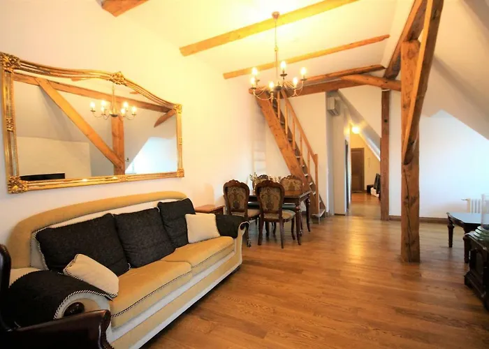 Lai 2 Penthouse In Old Town ホテル *