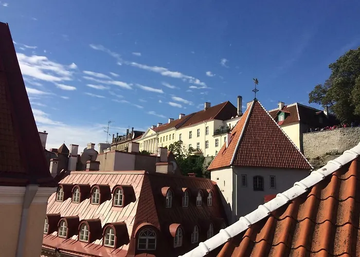 Lai 2 Penthouse In Old Town *